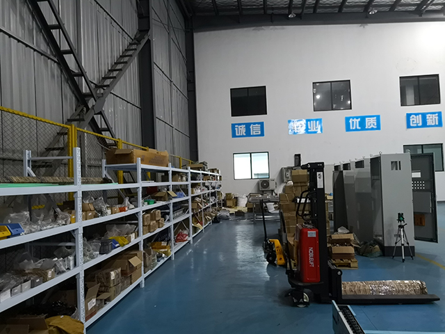 �S�^(q��)�h(hu��n)��